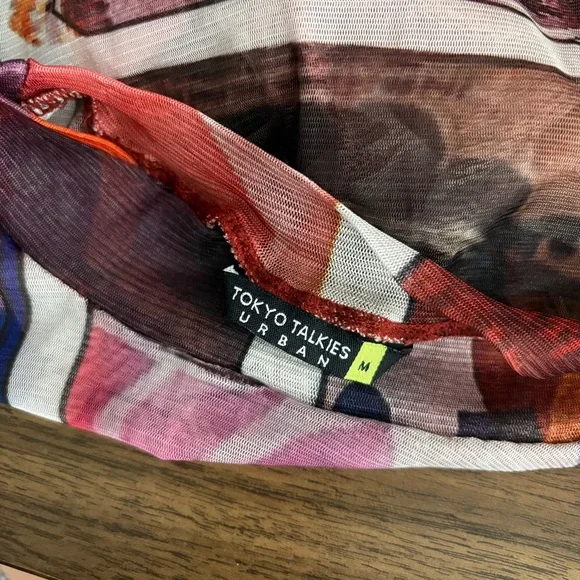 Tokyo Talkies Vintage Y2K Mesh Top Sunset Drop Postcard Newspaper Print M - Picture 5 of 10